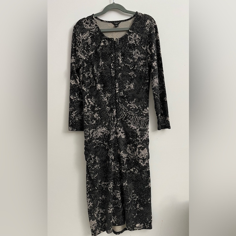 Ann Taylor Petite Black  Abstract Print Sheath Dress